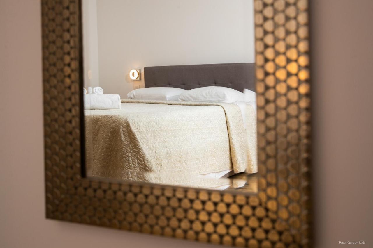 Apartments And Rooms Luan Rovinj Exterior foto