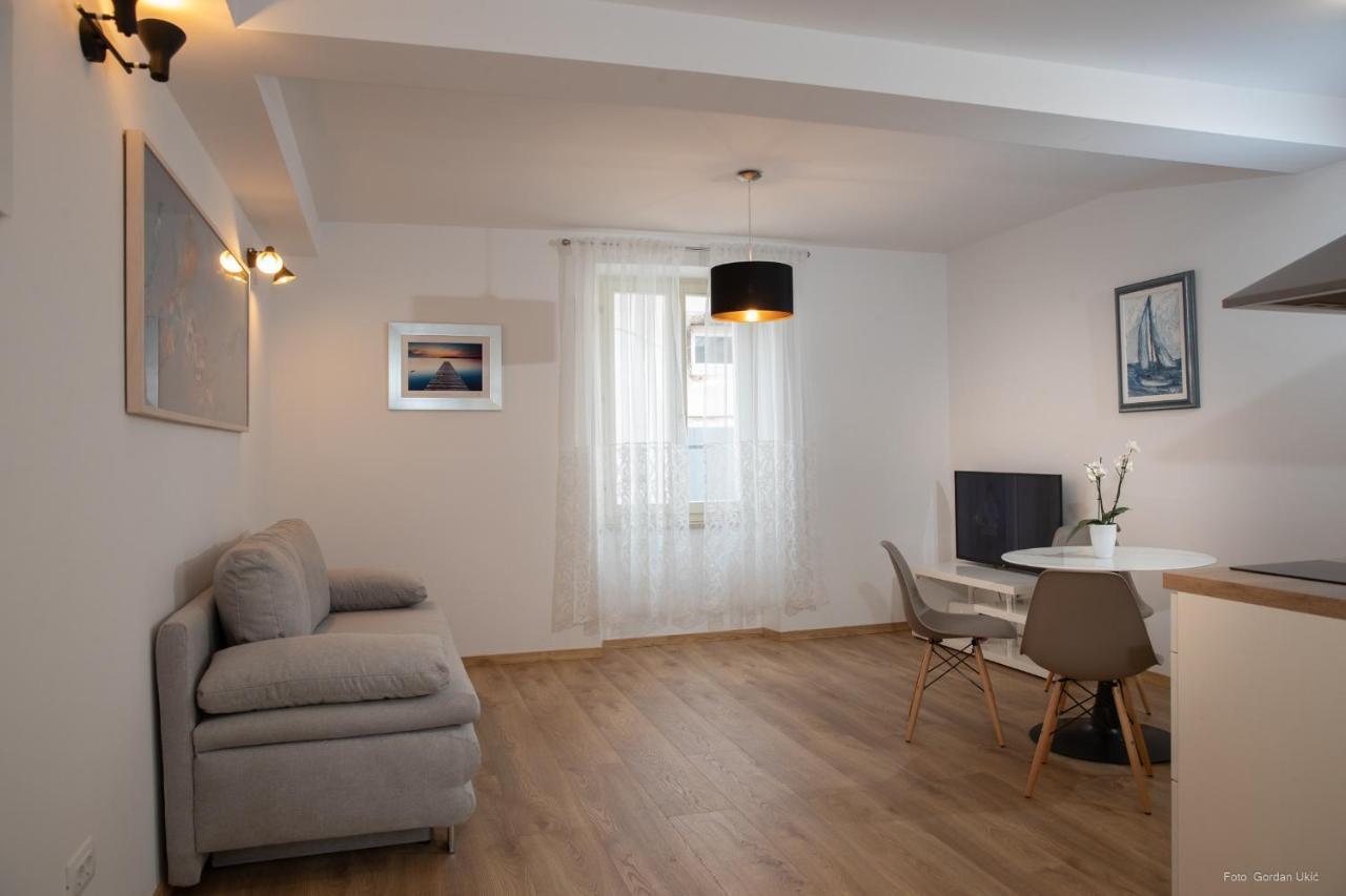 Apartments And Rooms Luan Rovinj Exterior foto